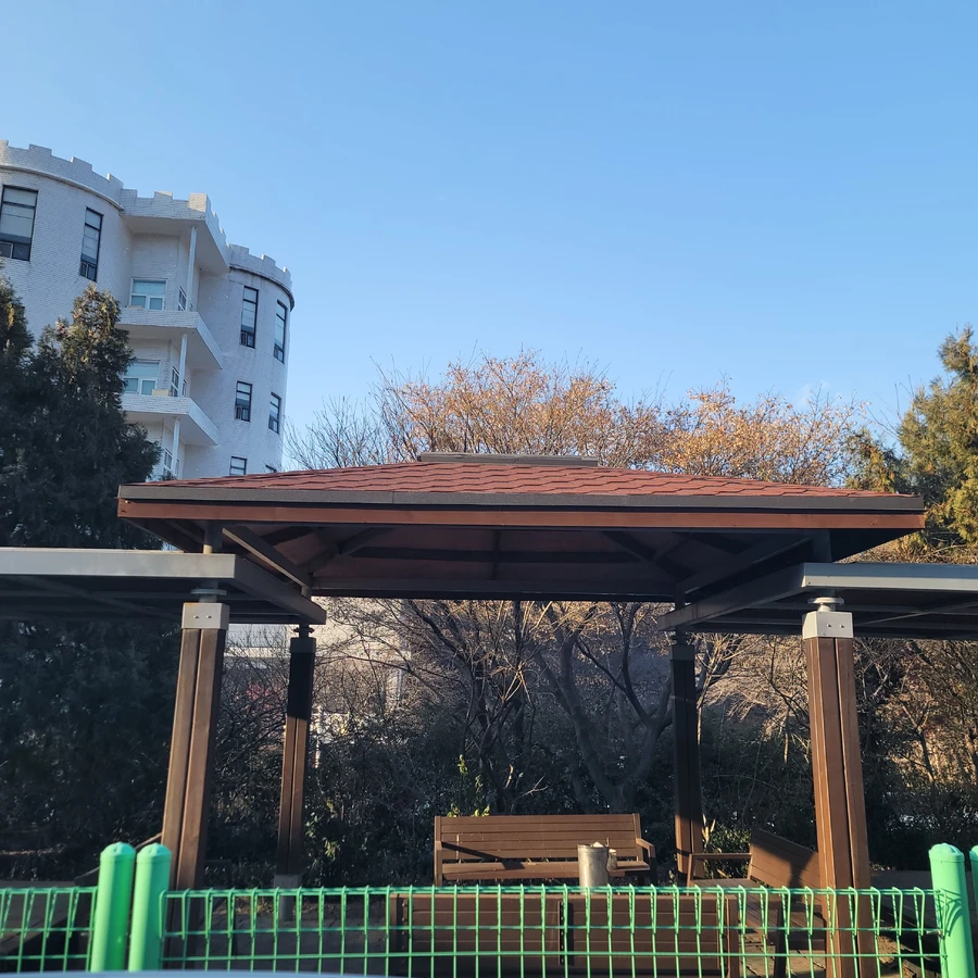 파고라부분수리 후 지붕 마감 전경